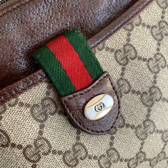 VINTAGE GUCCI GG MONOGRAM WEB CHAIN ZIP CROSSBODY BAG - Picture 5 of 11